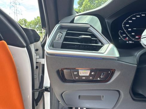 Used 2022 BMW M4 xDrive Competition w/ M Carbon Exterior Package AWD/4WD image 28