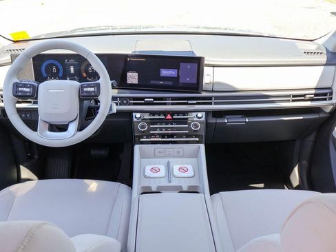 New 2026 Hyundai Santa Fe SE FWD image 6