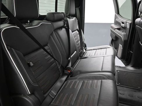 Used 2024 GMC Sierra 1500 AT4X image 21