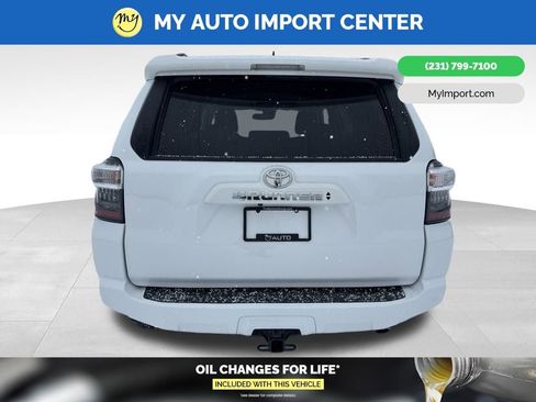 Used 2024 Toyota 4Runner SR5 Premium image 6