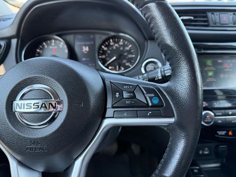 Used 2019 Nissan Rogue SL image 23