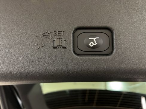 New 2026 Lincoln Nautilus Premier image 39