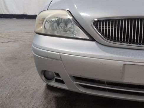 Used 2005 Mercury Sable LS image 11