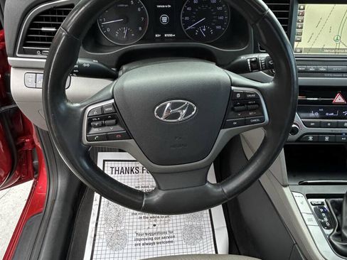 Used 2017 Hyundai Elantra Limited w/ Limited Tech Package 04 FWD image 11