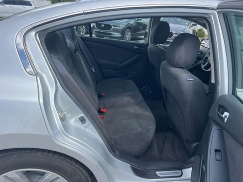 Used 2011 Nissan Altima 3.5 SR w/ Sport Pkg image 24