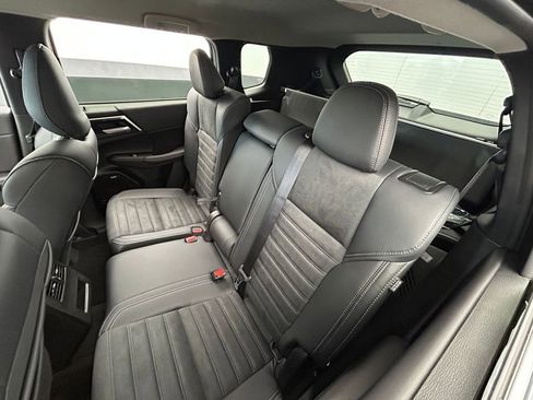 New 2026 Mitsubishi Outlander SE FWD image 39