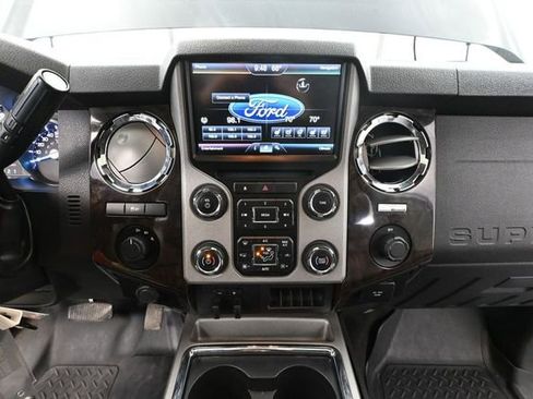 Used 2014 Ford F250 Platinum AWD/4WD image 34