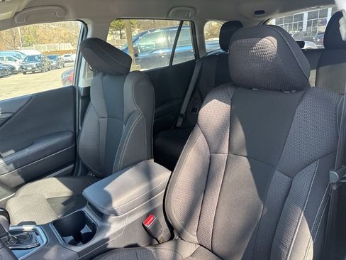 Used 2024 Subaru Outback Premium image 16