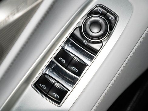 Used 2024 Chevrolet Corvette Z06 RWD image 14