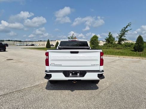 Used 2024 Chevrolet Silverado 1500 Custom AWD/4WD image 7