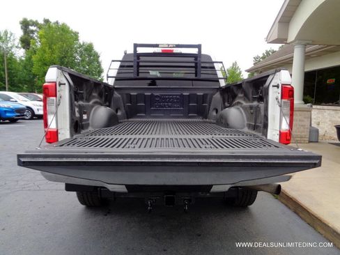 Used 2019 Ford F250 XLT w/ XLT Value Package image 19