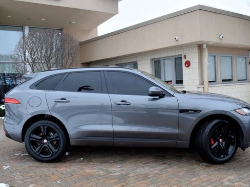 Used 2018 Jaguar F-PACE R-Sport image 13