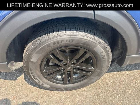 Used 2022 Ford Explorer XLT AWD/4WD image 9