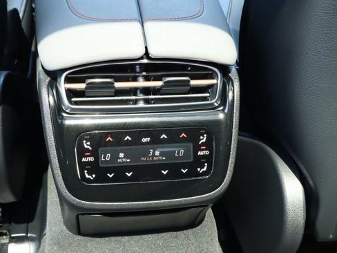 Used 2023 Mercedes-Benz EQS 580 4MATIC Sedan image 25
