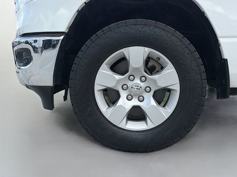 Used 2023 RAM 1500 Big Horn AWD/4WD image 34