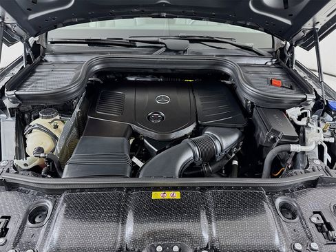 Certified 2025 Mercedes-Benz GLE 350 4MATIC image 33