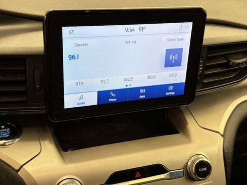 Used 2021 Ford Explorer XLT RWD image 23