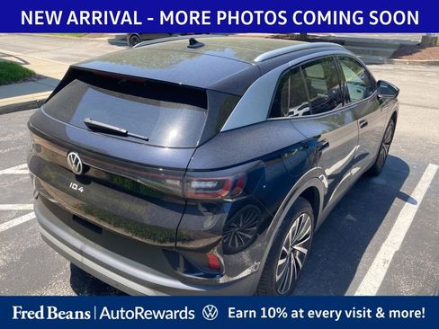 Used 2023 Volkswagen ID.4 Pro S Plus AWD/4WD image 6