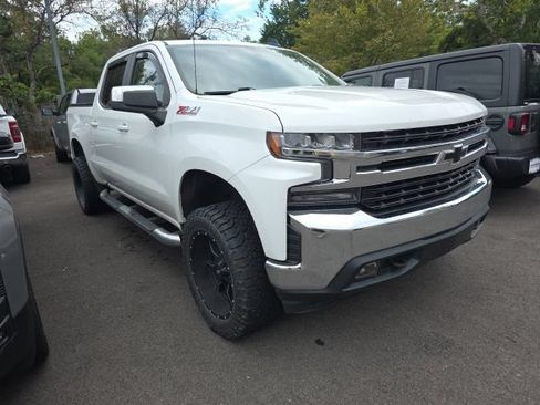 Used 2019 Chevrolet Silverado 1500 LT w/ All-Star Edition AWD/4WD image 3