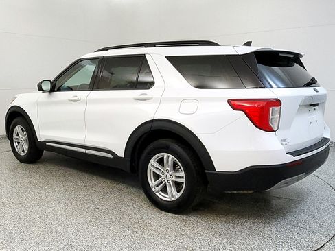 Used 2023 Ford Explorer XLT w/ Equipment Group 202A AWD/4WD image 5