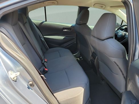Used 2020 Toyota Corolla LE FWD image 10
