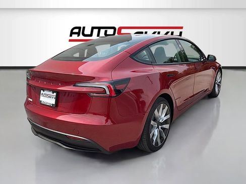 Used 2024 Tesla Model 3 Long Range AWD/4WD image 7