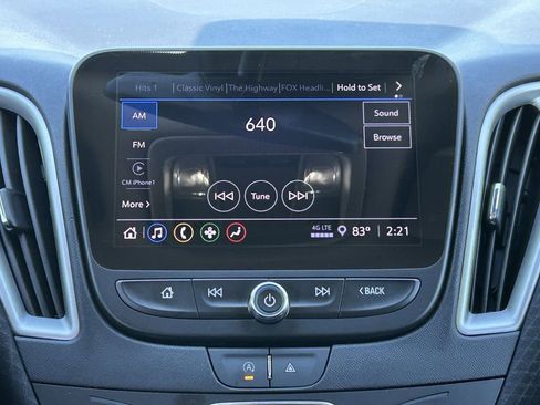 Used 2024 Chevrolet Malibu LT image 14