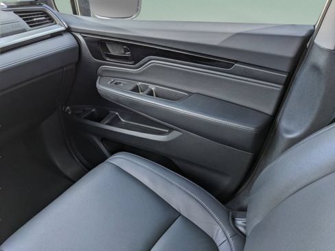 Used 2022 Honda Odyssey Touring image 12