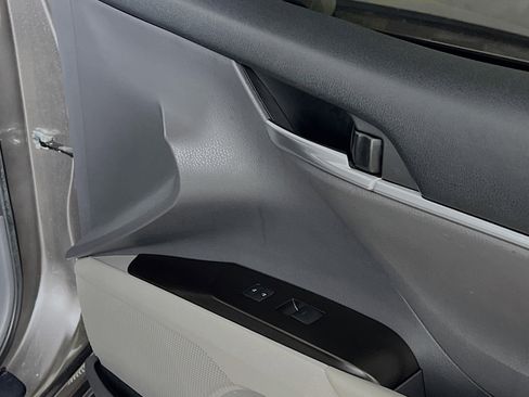 Used 2023 Toyota Camry LE FWD image 32
