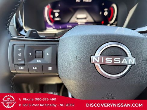 New 2026 Nissan Pathfinder SL w/ SL Premium Package (P04) AWD/4WD image 22
