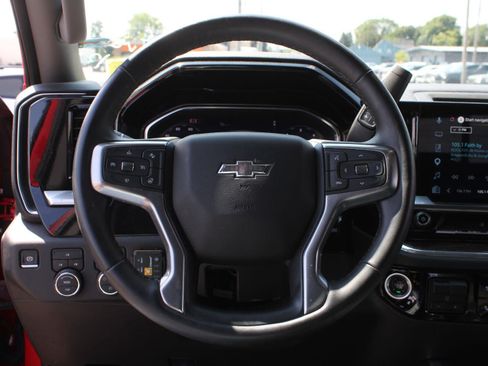 Used 2025 Chevrolet Silverado 3500 LT w/ Trail Boss Package AWD/4WD image 11