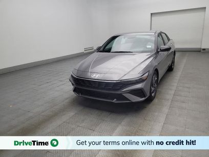 Used 2025 Hyundai Elantra Sport w/ Cargo Package