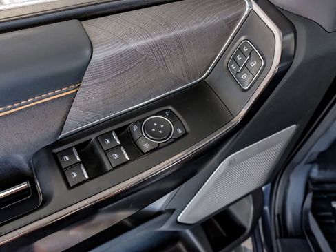 Used 2021 Ford F150 Platinum w/ Equipment Group 701A High image 45