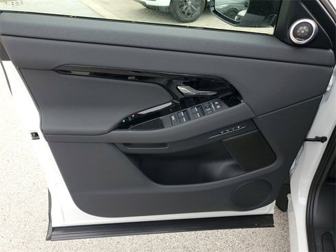 New 2026 Land Rover Range Rover Evoque S image 21