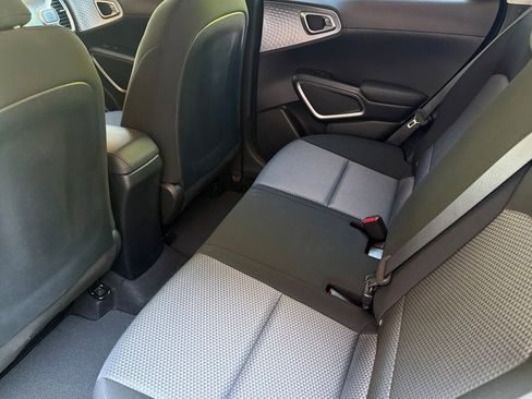 Used 2024 Kia Soul LX w/ Option Group 015 FWD image 12