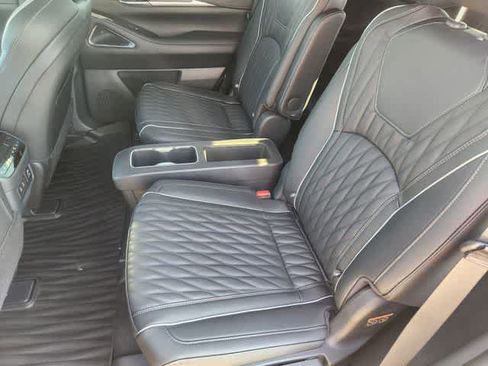 New 2026 INFINITI QX60 Autograph image 13