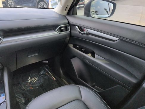 Used 2024 MAZDA CX-5 AWD 2.5 S w/ Preferred Package image 17