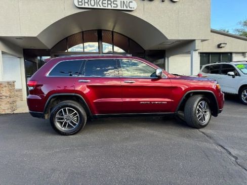 Used 2021 Jeep Grand Cherokee Limited image 8