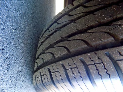 Used 2017 Chrysler Pacifica Touring-L Plus w/ Tire & Wheel Group image 18