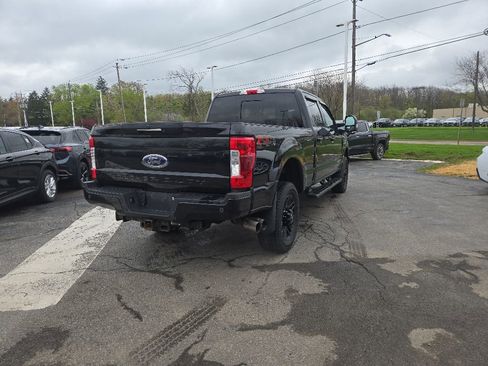 Used 2019 Ford F250 Lariat w/ Lariat Ultimate Package AWD/4WD image 29
