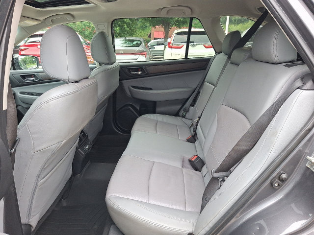 Used 2018 Subaru Outback 2.5i Limited AWD/4WD image 10