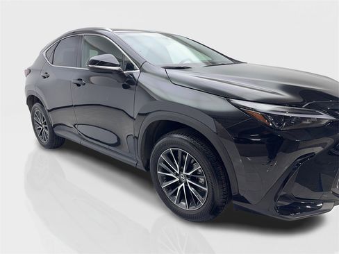 Used 2024 Lexus NX 250 FWD image 12
