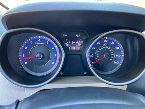 Used 2016 Hyundai Elantra SE FWD image 57