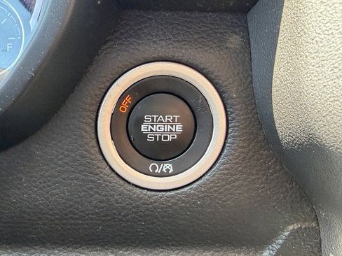 Used 2025 RAM 1500 Lone Star AWD/4WD image 10