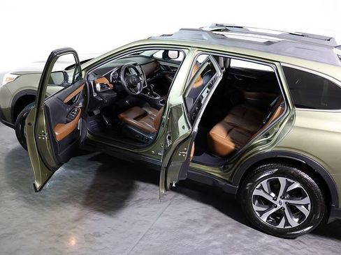 Used 2020 Subaru Outback Touring w/ Popular Package #2 AWD/4WD image 5