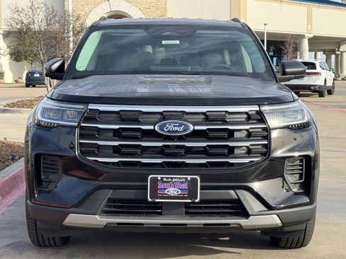 New 2026 Ford Explorer Active image 7