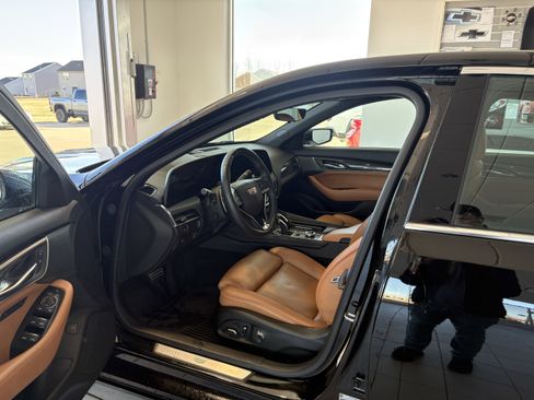 Used 2025 Cadillac CT5 Premium Luxury w/ Platinum Package image 9