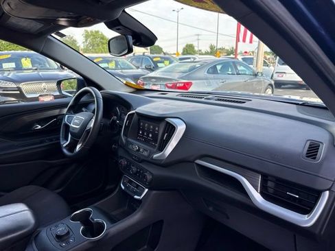 Used 2022 GMC Terrain SLE w/ Driver Convenience Package AWD/4WD image 22