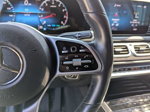 Used 2022 Mercedes-Benz GLS 450 4MATIC image 18
