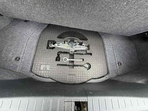 Used 2010 Acura TL SH-AWD image 22